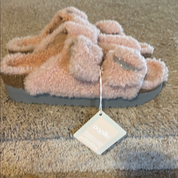 Papillio Arizona Pink Sherpa Fuzzy Sandals nwt 38 and 39 narrow fit 🐼 - Picture 3 of 12